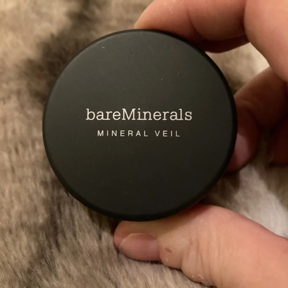 COPY - Bare Minerals Tinted Mineral Veil